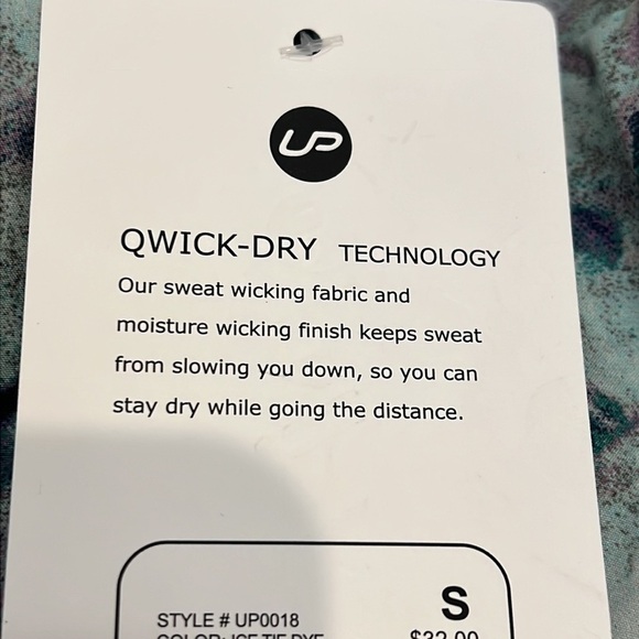 Unipro sports Qwik- dry tech moisture wicking short NWT 4” inseam size S - Picture 11 of 13